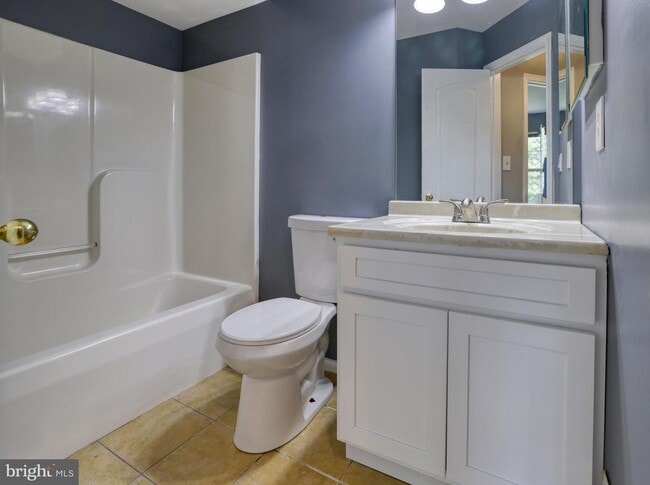 Building Photo - 30 Flaxleaf Ct