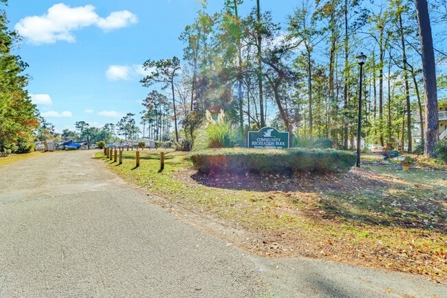 Building Photo - 114 Egrets Way Ln