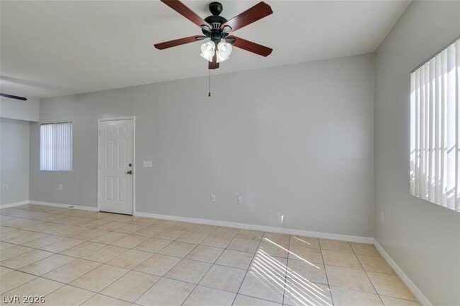 Building Photo - 10245 S Maryland Pkwy