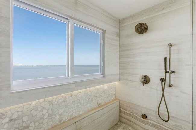 Building Photo - 377 22nd Ave SE