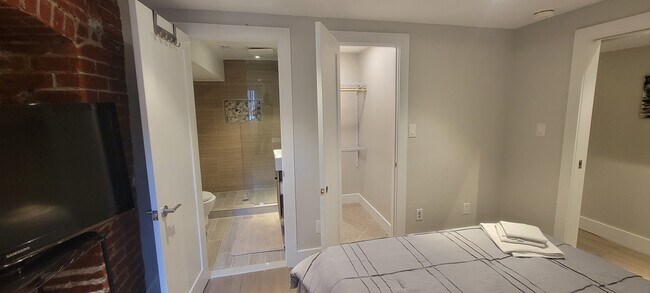 Building Photo - 41 Q St NW