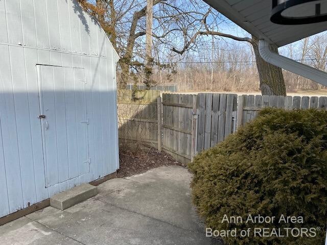 Building Photo - 407 N Harris St
