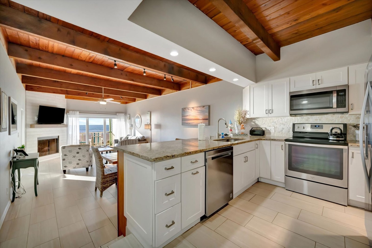 Building Photo - 19530 Gulf Blvd