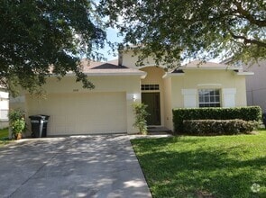 Building Photo - ROBINSON HILLS: 3 bed/2 bath, 2 Car Garage...
