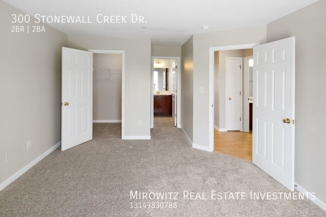 Building Photo - 300 Stonewall Creek Dr