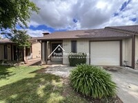 Building Photo - Nice Sacramento 2bd/1ba Halfplex!