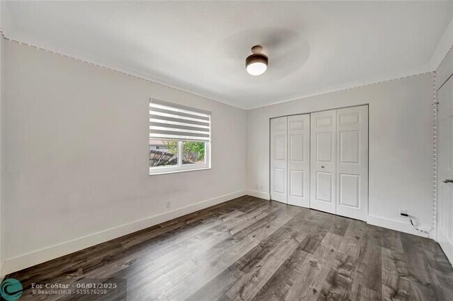 Building Photo - 6401 Crossbow Ct