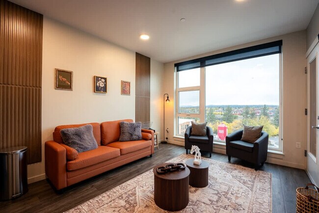 Primary Photo - 111 S Adams St