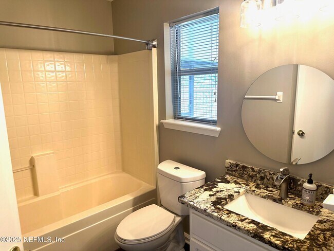 Building Photo - 229 Nadia Michelle Ct N