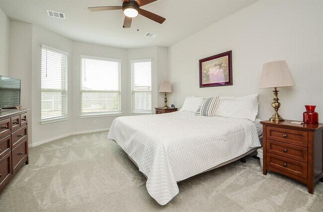 Building Photo - 28739 Tara Ridge Ct