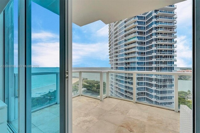 Building Photo - 50 South Pointe Dr