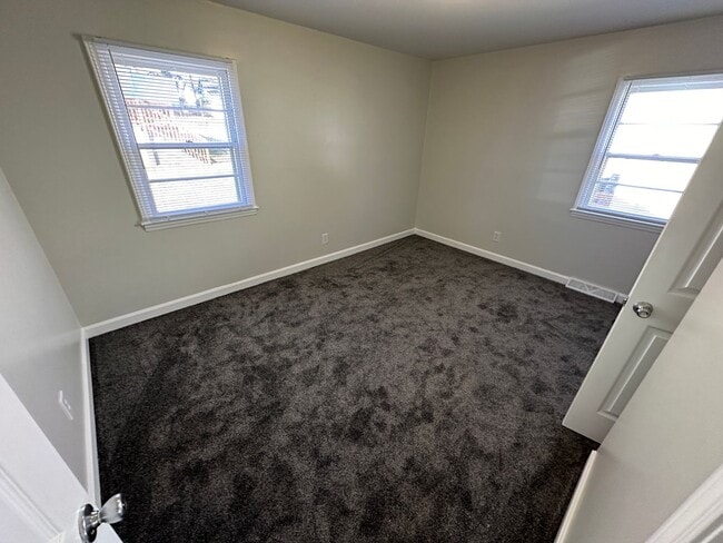Building Photo - Great newly updated 3 bed 1 bath home in G...