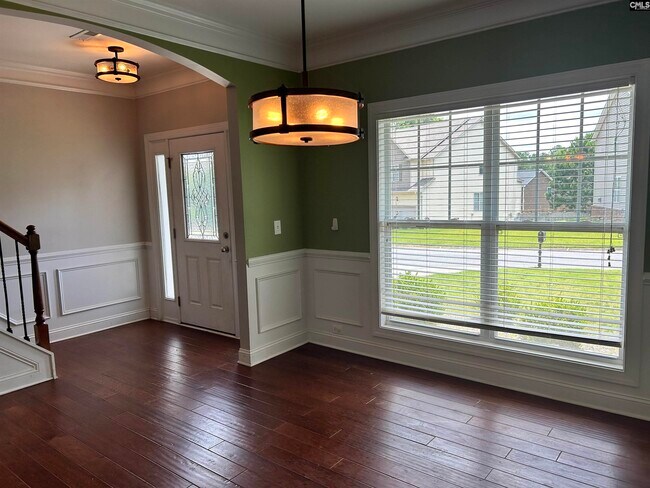 Building Photo - 219 Greenstone Way