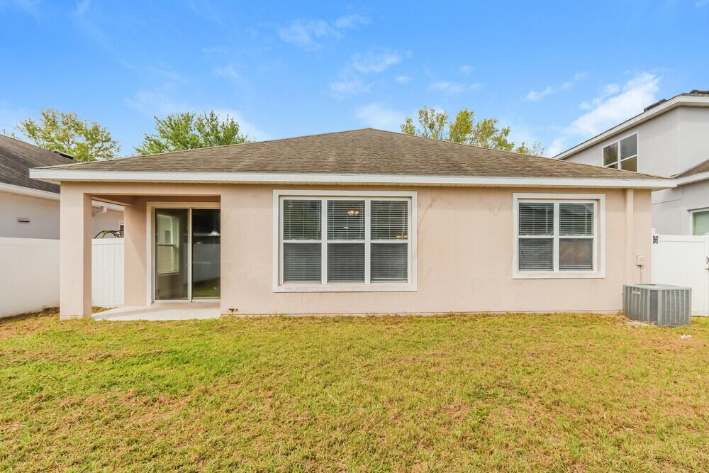 Building Photo - 7935 Camden Woods Dr