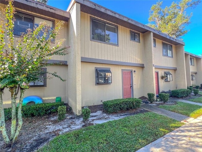 Primary Photo - 2300 SW 43rd St
