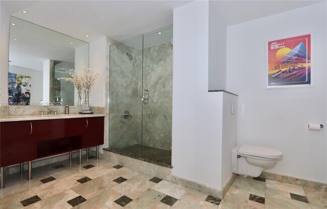 Building Photo - 1000 W Island Blvd