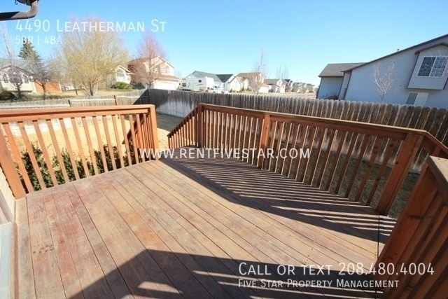 Building Photo - 4490 Leatherman St