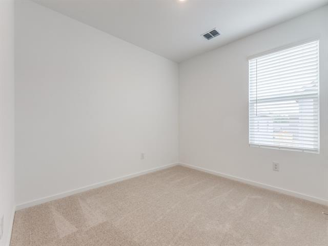 Building Photo - 6852 Bramblewood Dr