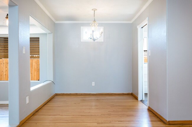 Building Photo - Upgraded Single Family Home in Allied Gardens!