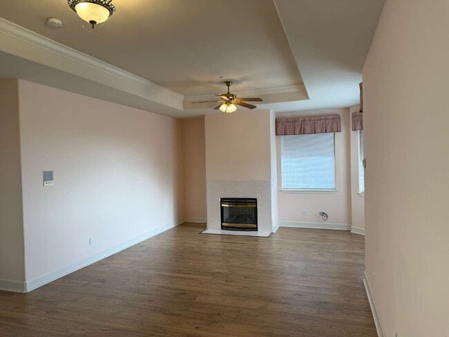 Building Photo - Morgan Hill Foothills Home