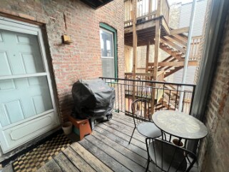 Building Photo - 925 N Mozart St
