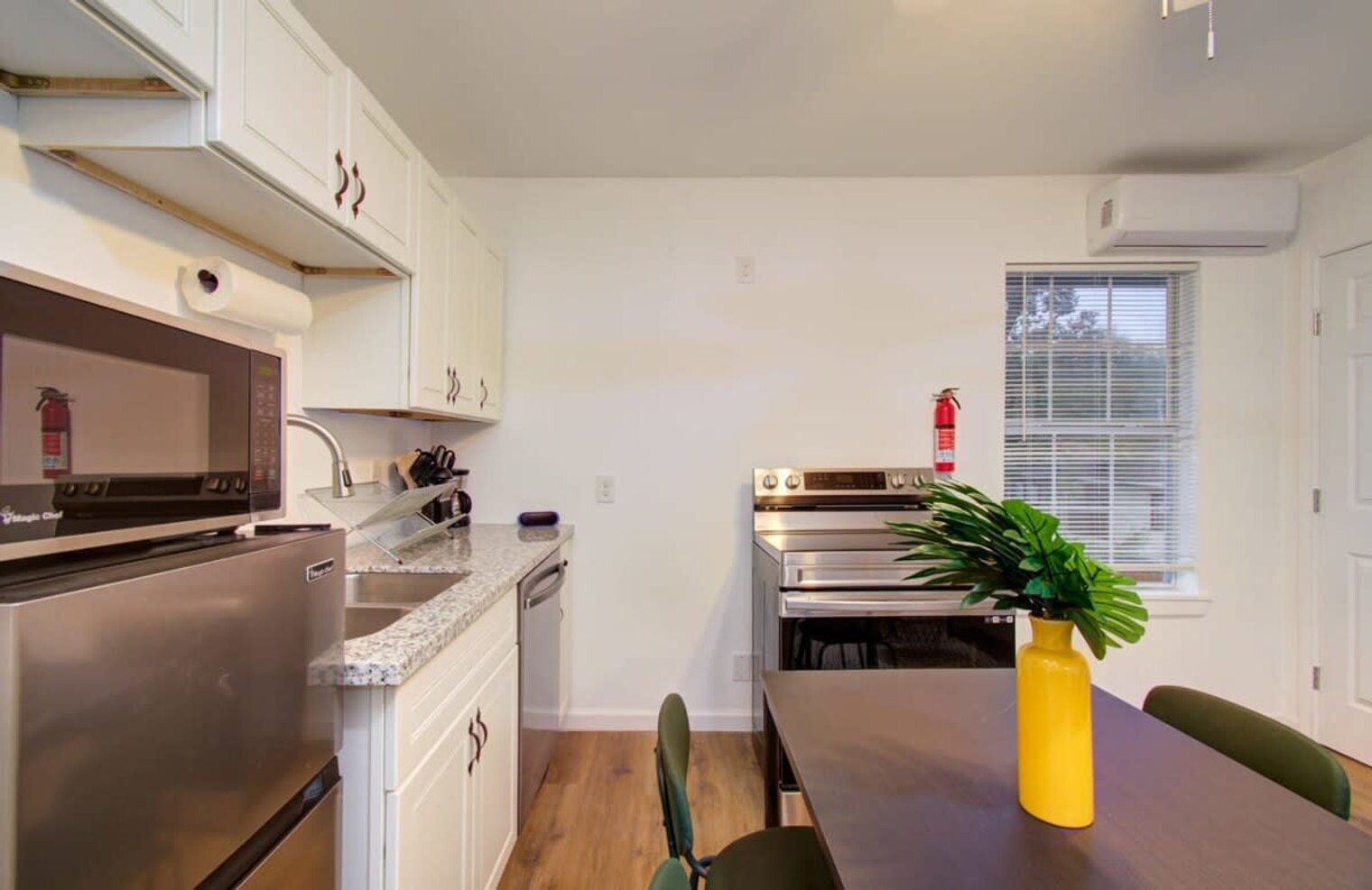 Building Photo - 6403 Avenue C