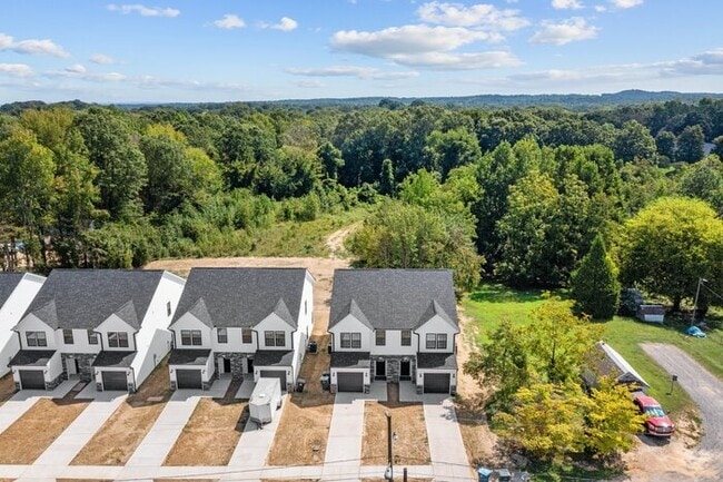 Building Photo - **Discover Unparalleled Luxury in a Prime ...