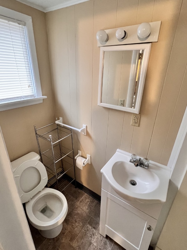 Building Photo - 2 Albert Ln