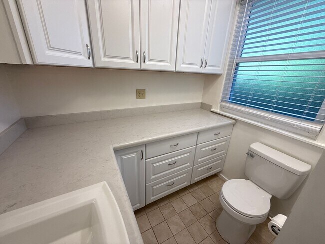Building Photo - RC- 3894-3896 Ruby St., Oakland, CA, 94609