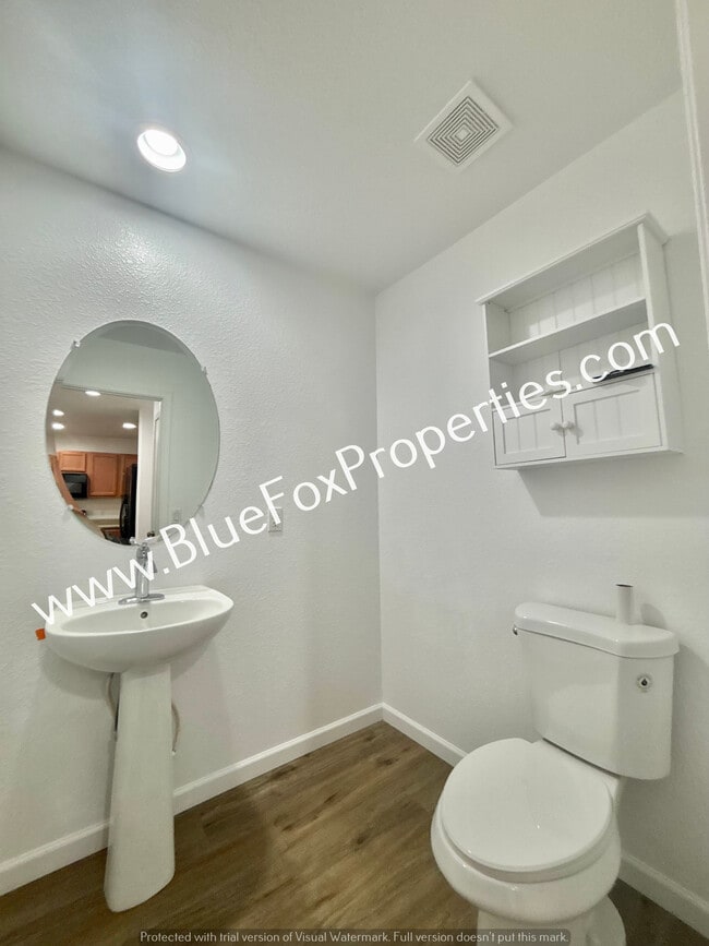 Building Photo - 10579 E Pleasant Pasture Dr