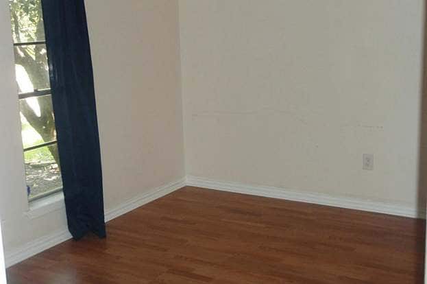 Building Photo - 13627 Montaigne Dr