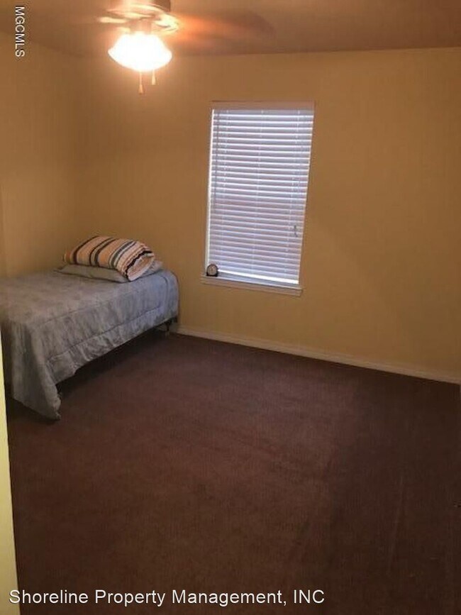 Building Photo - 3 br, 2 bath House - 5515 Quail Creek Circle