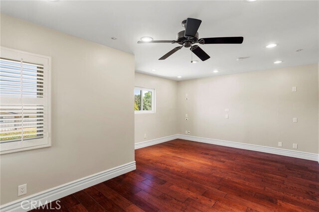 Building Photo - 1011 S Montezuma Way