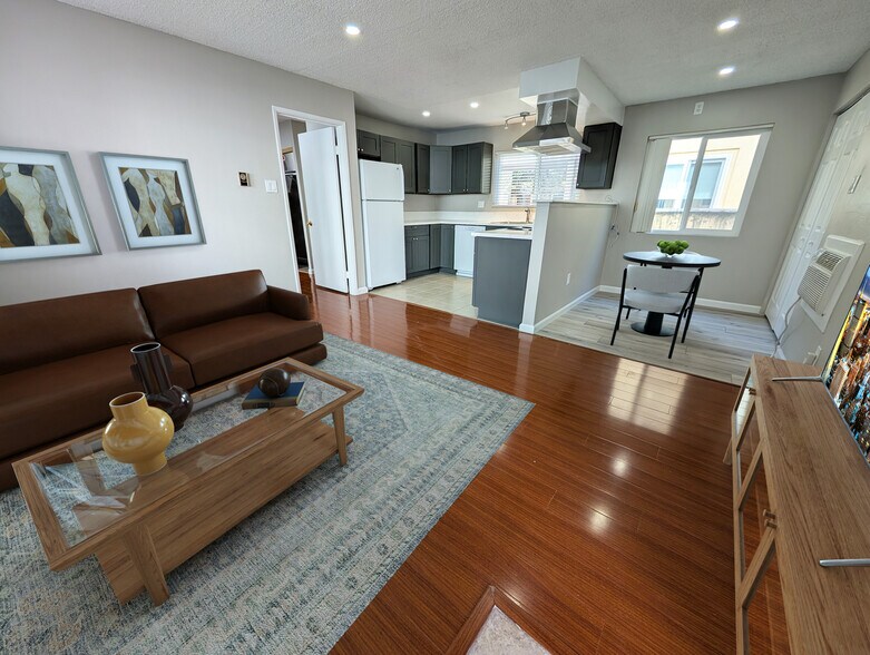 Building Photo - 470 S Los Robles Ave