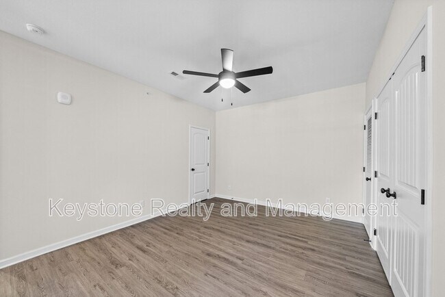 Building Photo - 15 D-112 Millswood Drive