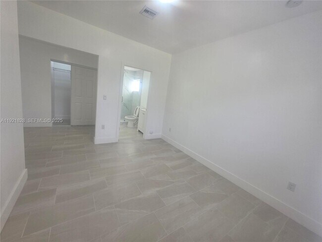 Building Photo - 21210 SW 119th Ave