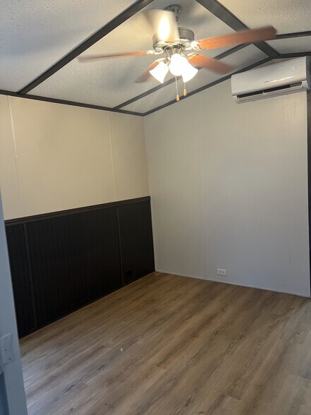 Building Photo - 5214 Guthrie St