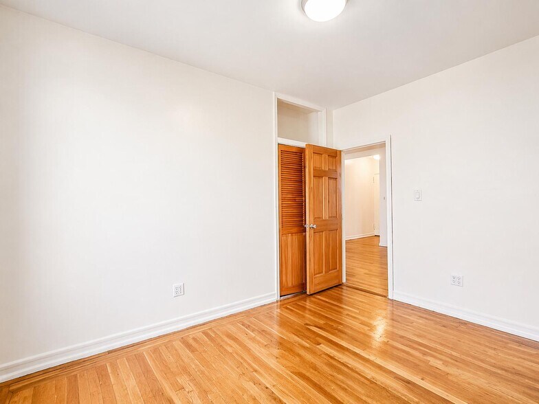 Building Photo - 86 Haven Ave