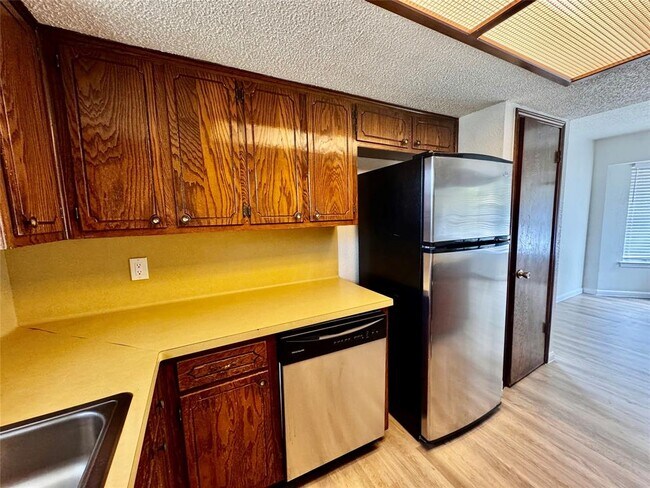 Building Photo - 5503 Abilene Trl