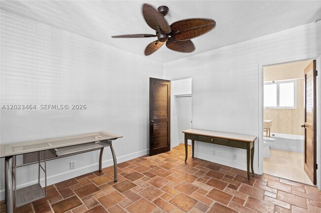 Building Photo - 10190 Collins Ave