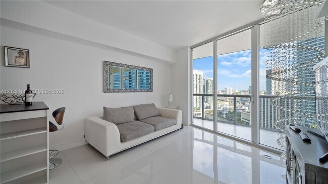 Building Photo - 465 Brickell Ave