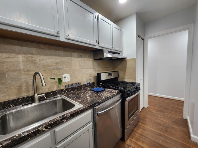Building Photo - 3839 Saint Barnabas Rd