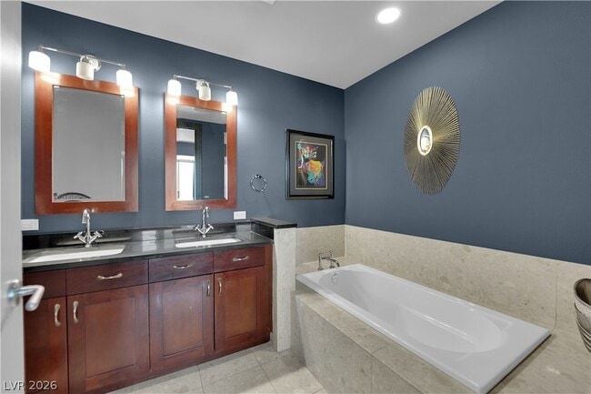 Building Photo - 4575 Dean Martin Dr