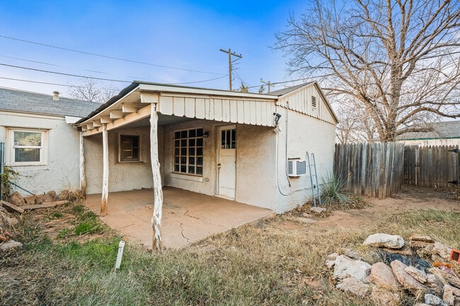 Building Photo - 2124 29th St