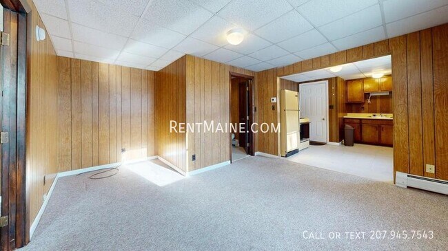 Building Photo - 282 Main St