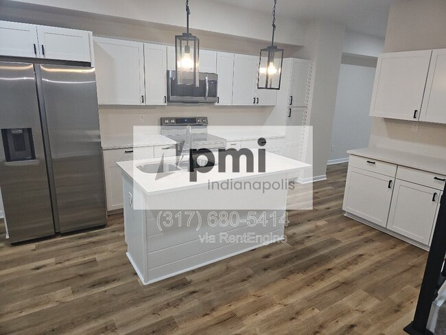 Building Photo - 2828 N Park Ave