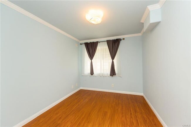 Building Photo - 6928 Gaviota Ave