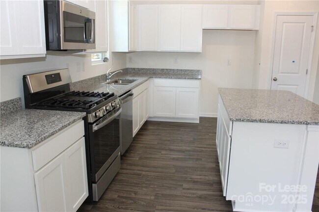 Building Photo - 3419 Selwyn Landing Dr