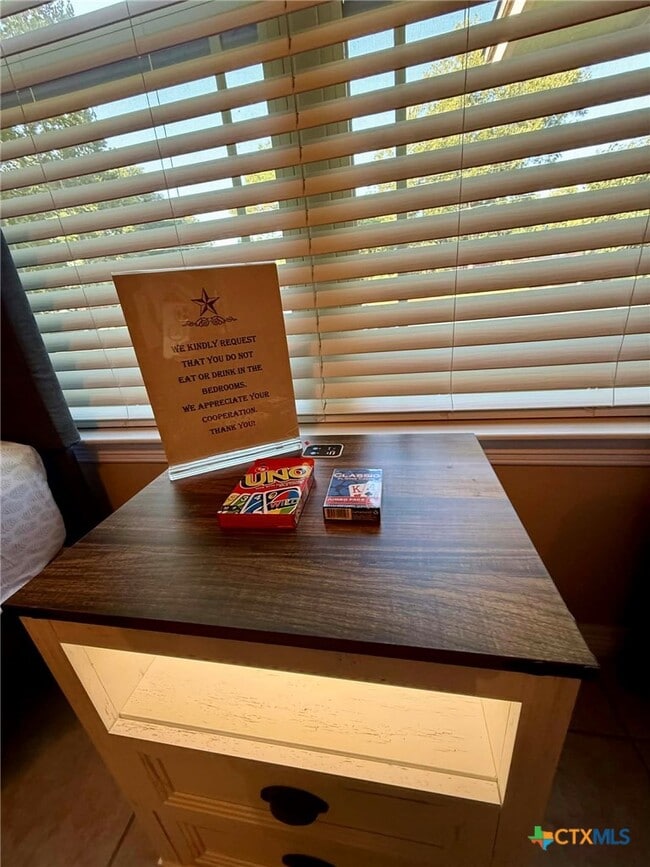 Building Photo - 502 Odom Dr