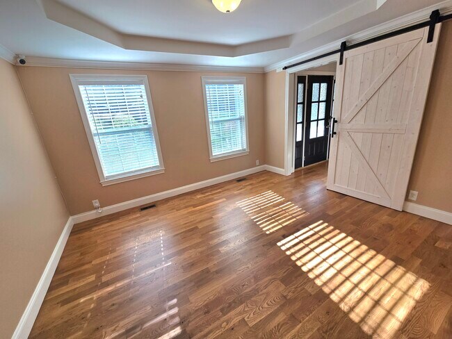 Building Photo - 12469 Daisywood Dr